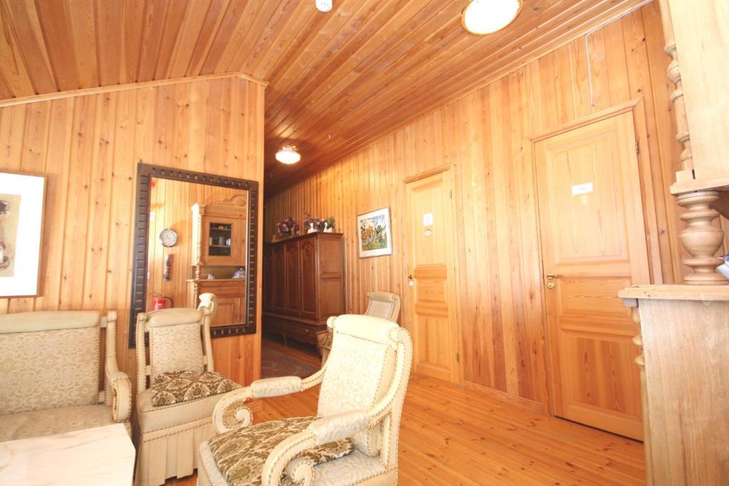 Bed and Breakfast Jokelan Kartano Холлола Экстерьер фото